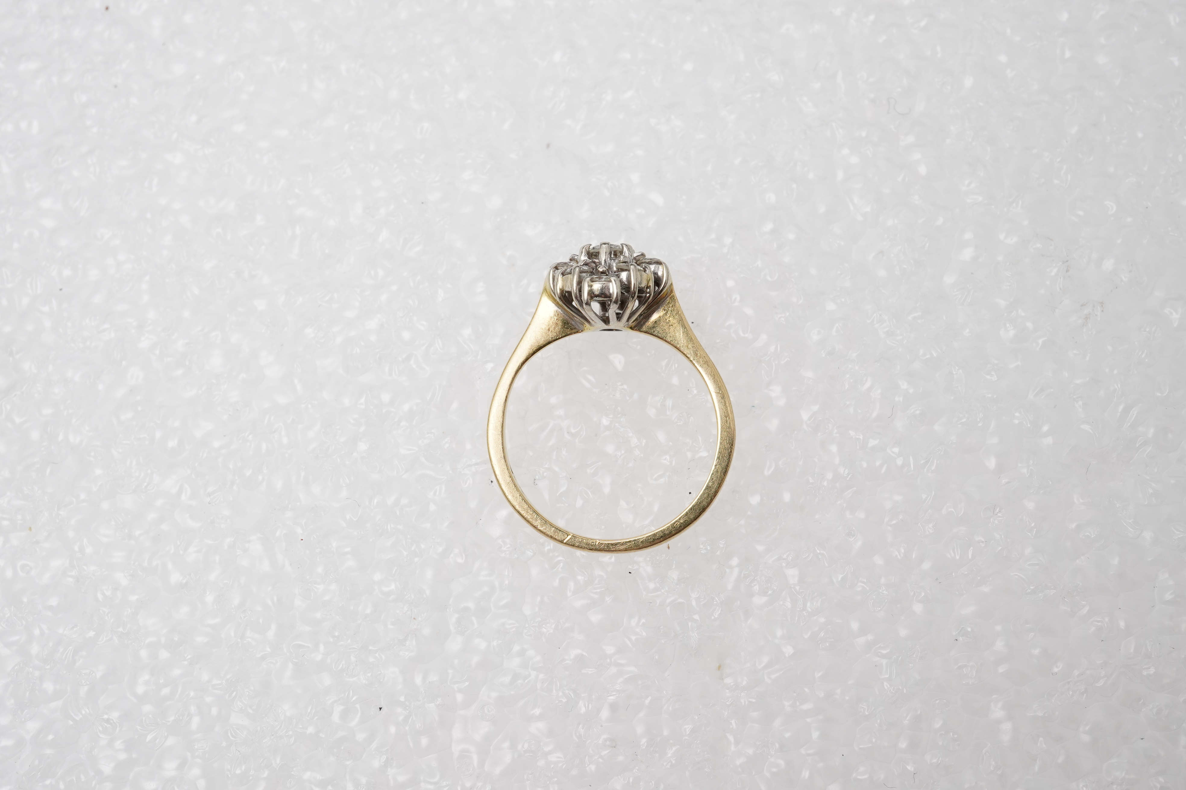 A diamond cluster ring